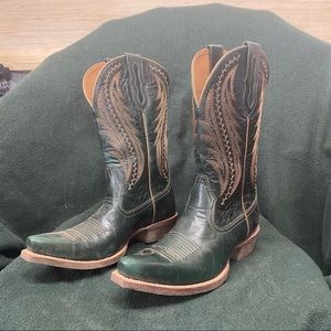 Emerald Ariat boots